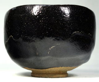 抹茶茶碗高台寺窯の黒茶碗です。ねねが晩年を過ごした寺【茶道具からき